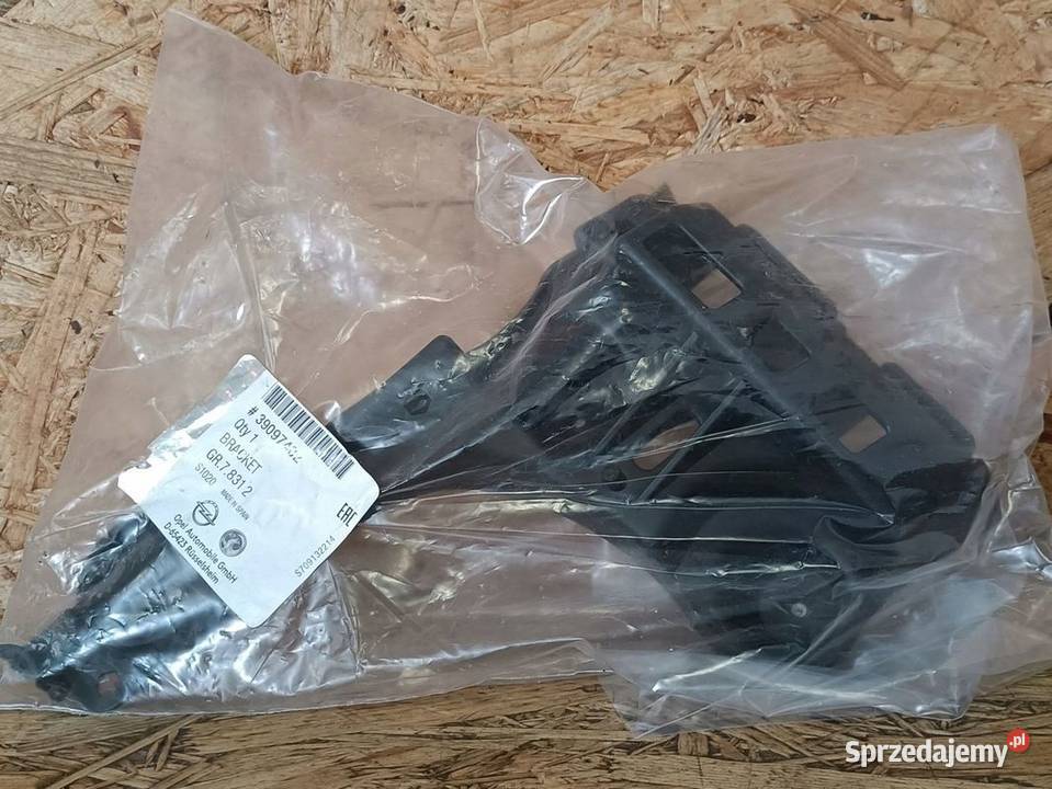 OPEL CROSSLAND X ŚLIZG ZDERZAKA PRAWY TYŁ osobowe wielkopolskie Pleszew