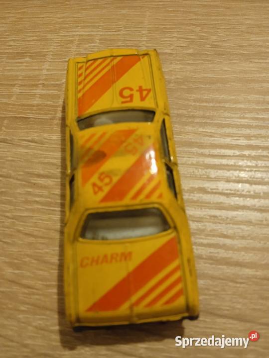 Rzadki oryginalny stary żółty 45 samochodzik Pozostałe