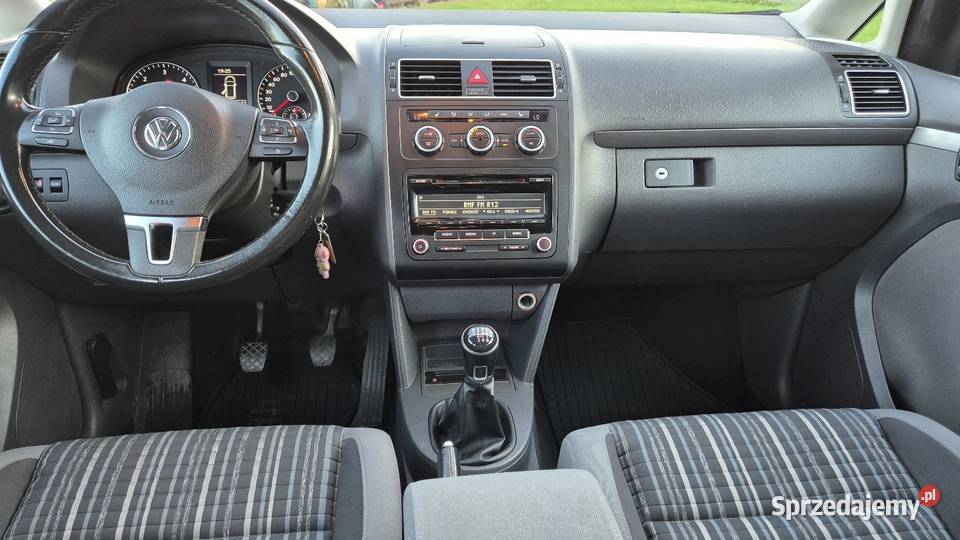 Volkswagen Touran cross Rok produkcji 2013 Jordanów