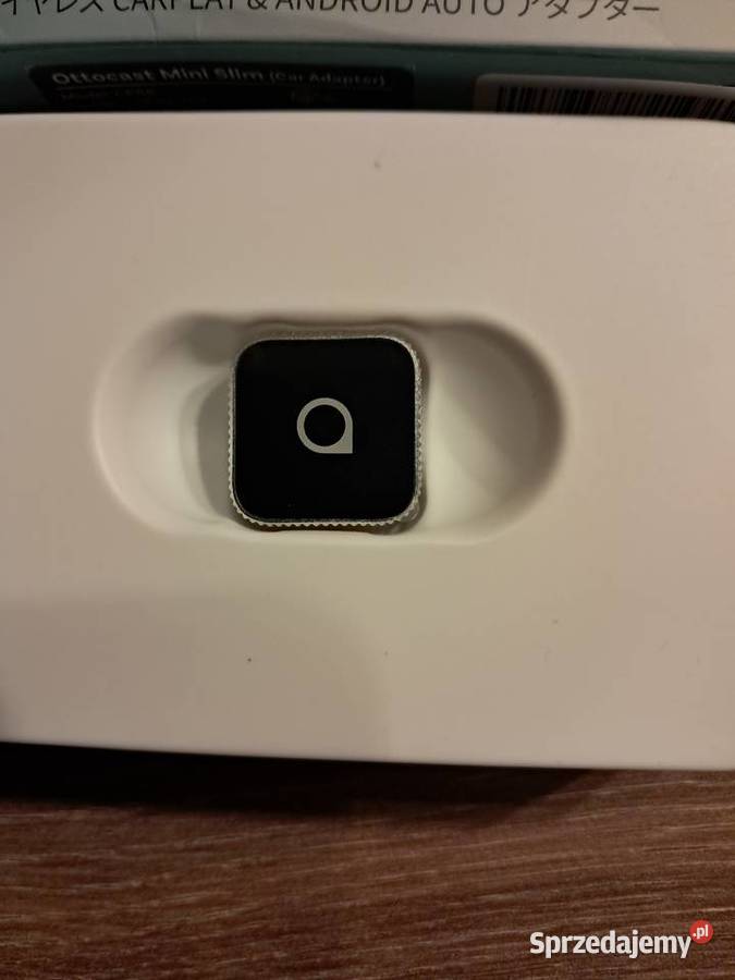 nowy adapter carplay uszkodzone pudełko Sandomierz