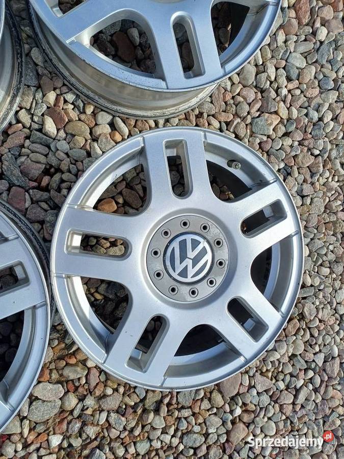 Oryginalne felgi aluminiowe VW 16 Samochodowe Lipusz