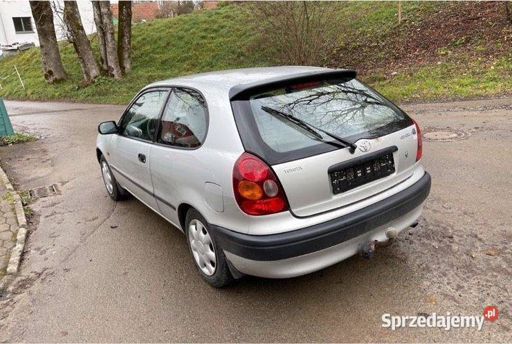 Toyota corolla e11 drzwi każdy model heczbek małopolskie