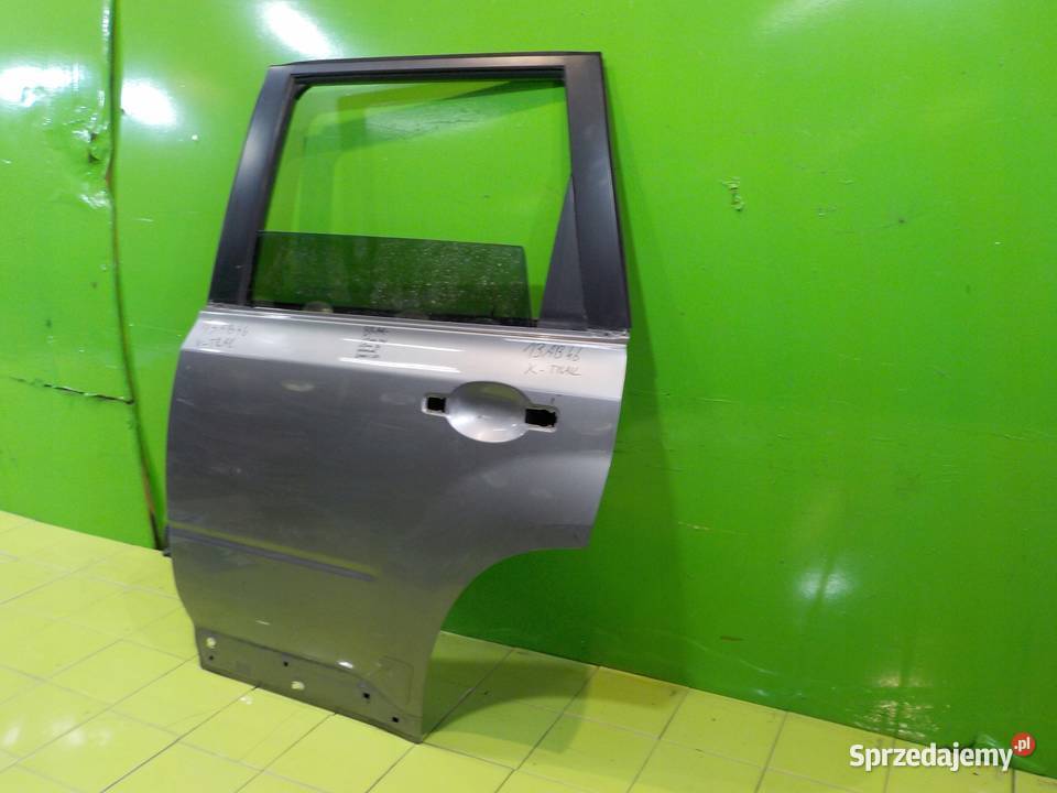 NISSAN XTRAIL II T31 08r drzwi lewe tyl mazowieckie Suków sprzedam