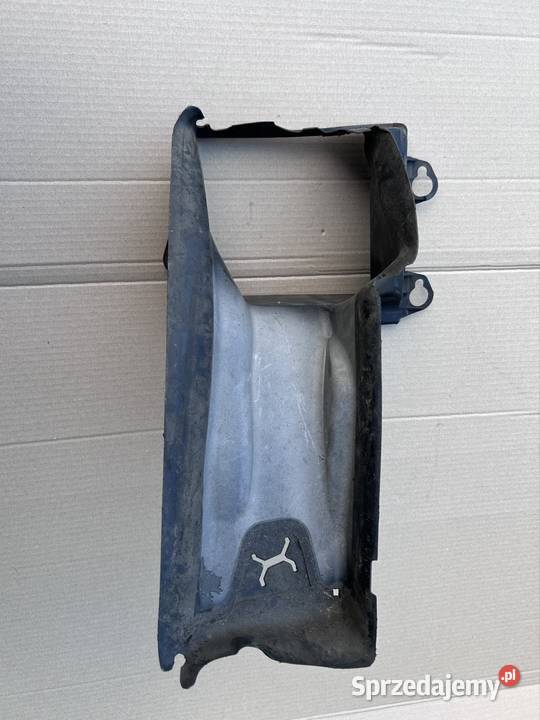 Kierownica wlot powietrza Audi a6 c6 30tdi