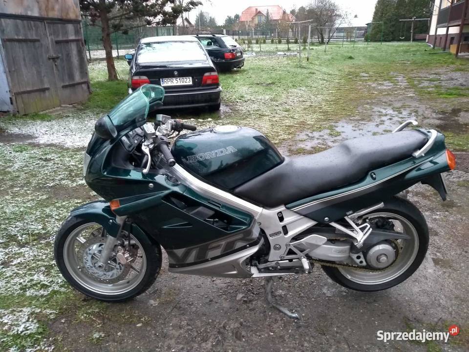 Honda VFR 750F RC361 włoszka nieuszkodzony Przemyśl sprzedam