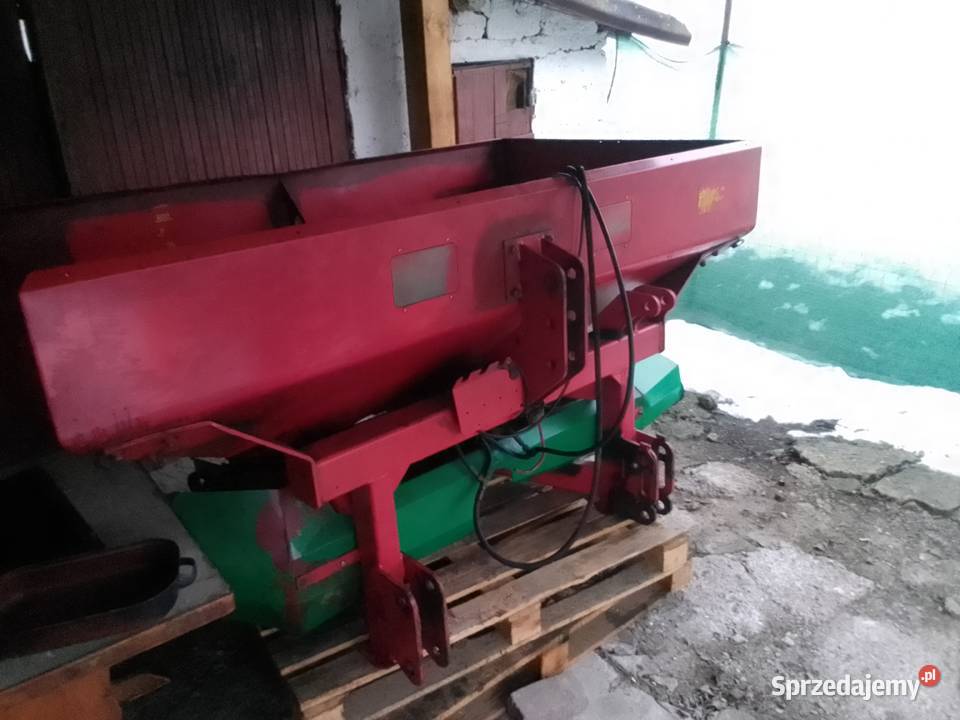 Rozsiewacz 2talerzowy kverneland DsM Kończyce Małe sprzedam