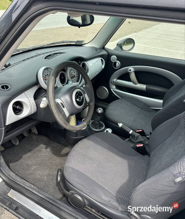 Mini cooper 16 benzyna 2002r 115KM Pilzno