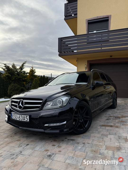 MercedesBenz Klasa C 300 CDI BlueEff 4Matic Rok produkcji 2011 Maków Podhalański