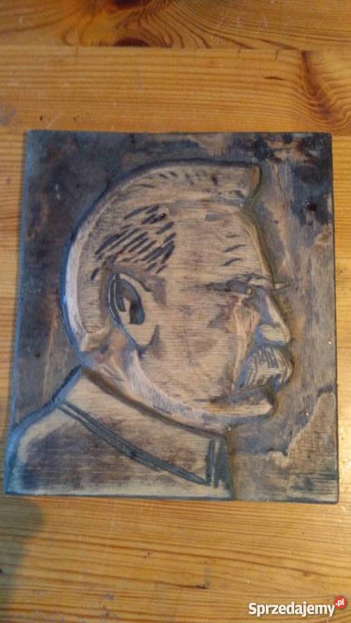 Józef Piłsudski płaskorzeźba Sieradz