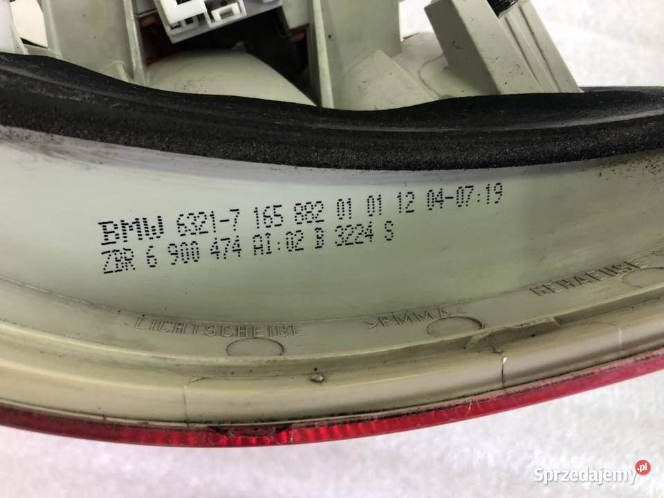 LAMPA PRAWY TYŁ 7165882 BMW E46 KOMBI