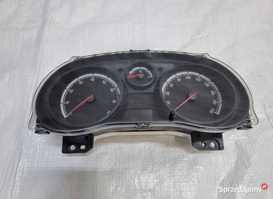 LICZNIK ZEGARY P0013312031 OPEL CORSA D 12 osobowe