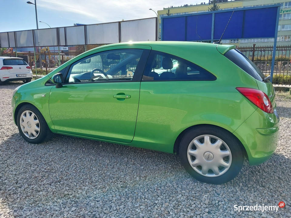 Opel Corsa AUTOMAT 100 bezwypadkowy bogata Rok produkcji 2011 Warszawa