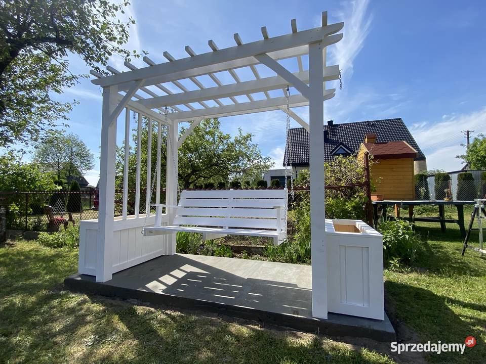 Huśtawka ogrodowa z donicami Ogród Łąck