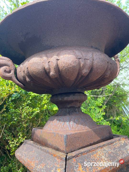 Ogromna 1 metr pałacowa donica żeliwna 60 dolnośląskie Bystrzyca Kłodzka