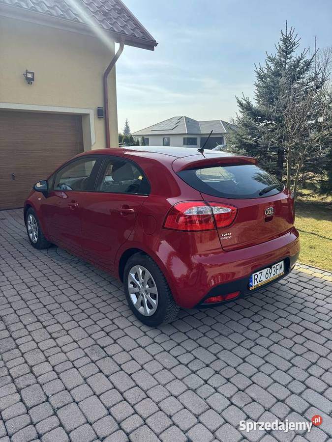 Kia Rio Zadbany Benzyna Klima kamera cofania wspomaganie kierownicy podkarpackie Rzeszów