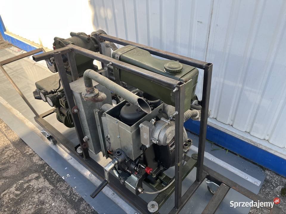 Pompa wirowa odśrodkowa do paliw z licznikiem Police