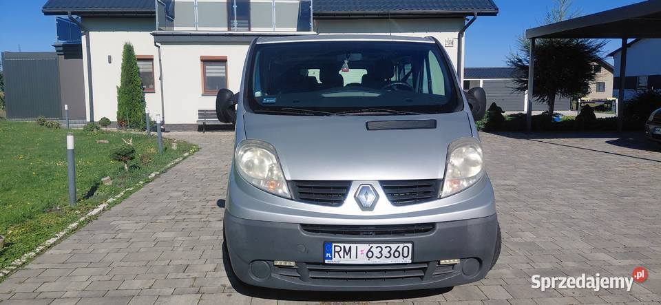 Renault Trafic 9 os 2000cm3 Trafic