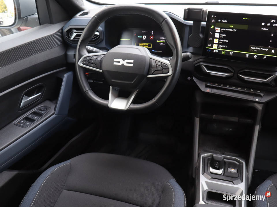 Dacia Duster 16 Hybrid asystent pasa ruchu Katowice