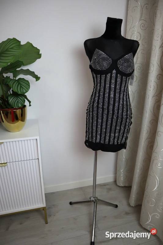 Sukienka czarna cyrkonie ramiączka