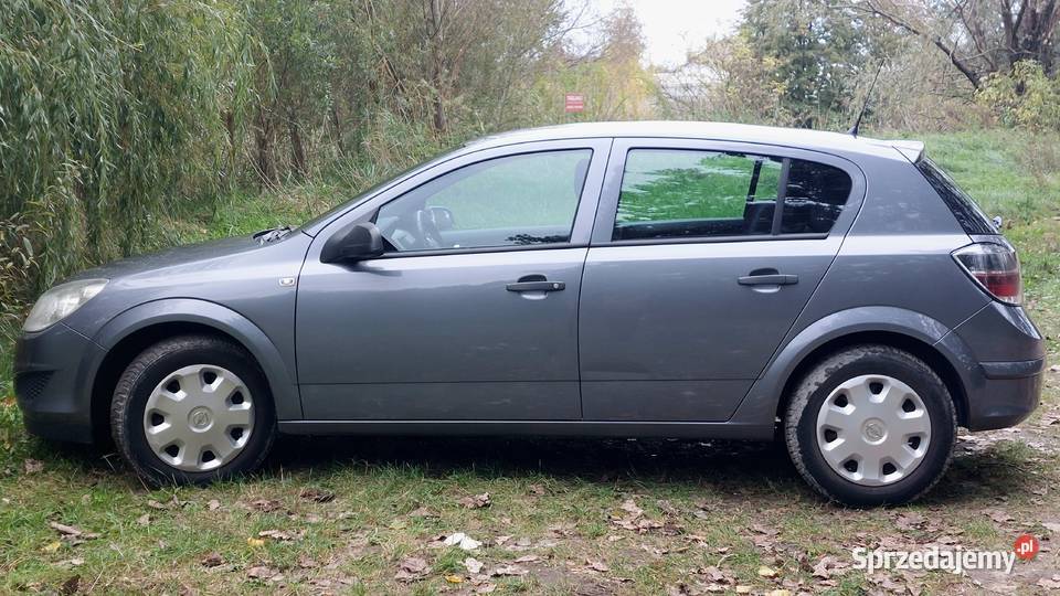 Opel Astra H III 14 benzyna 90 sprawny zadbany ESP wielkopolskie Ostrów Wielkopolski