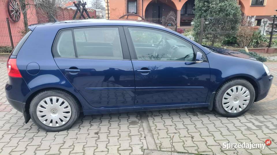 Volkswagen Golf V pierwszy właściciel garażowany elektryczne lusterka Goszczanów