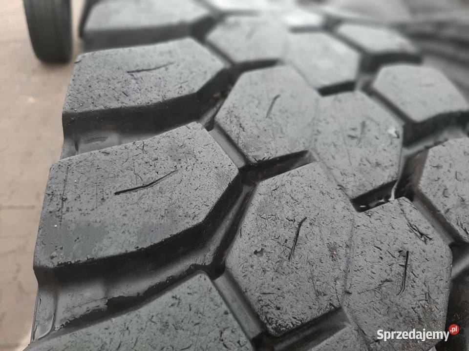 Opona używana ciężarowa 31580R225 AUSTONE ADM215 Zaścianki