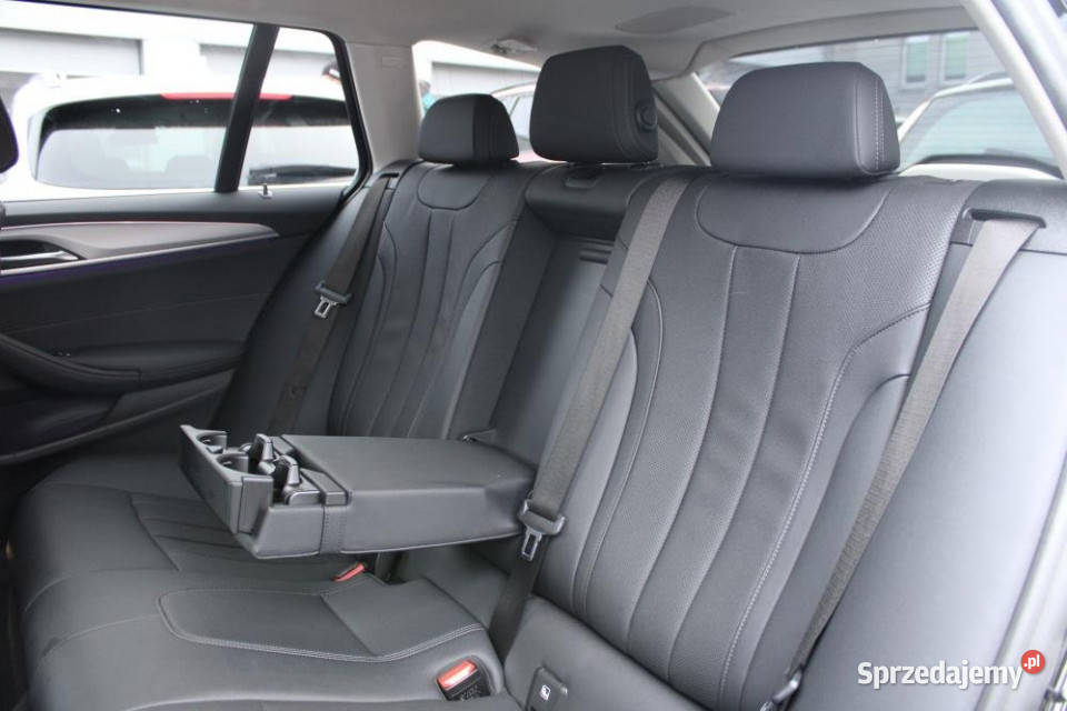 BMW SERIA 5 2022r Carplay El Fotel Ambienty Hak 1998cm3 Kraków