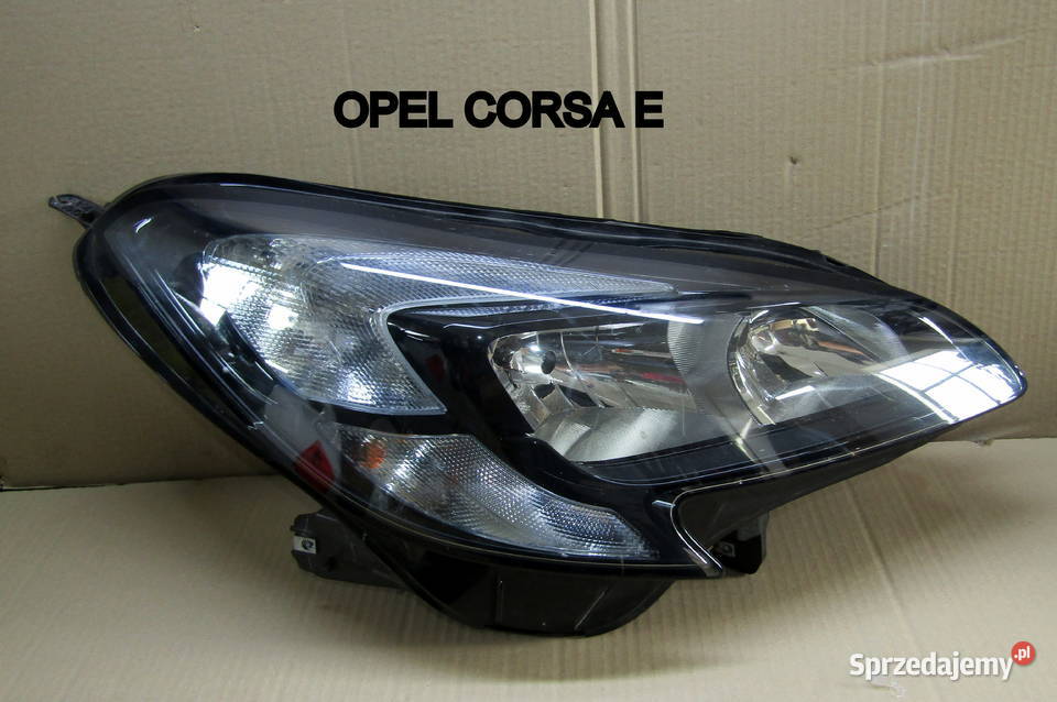 LAMPA PRZEDNIA PRAWA OPEL CORSA E 13381336RH Mysłaków