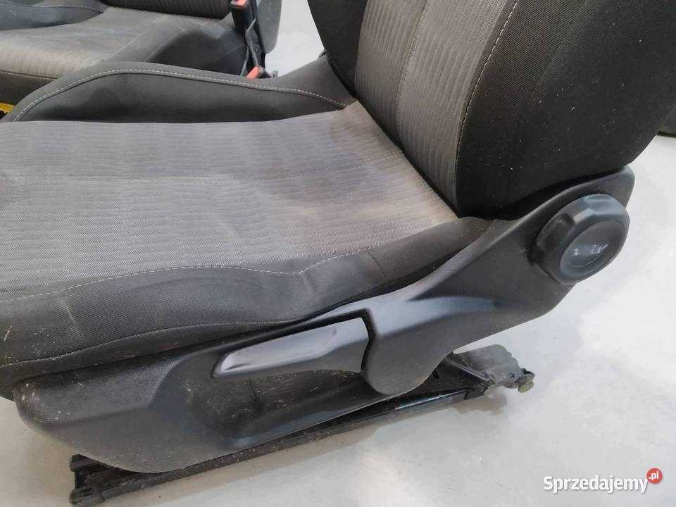 FOTELE KANAPA BOCZKI 5D KOMPLET EU Opel Corsa VI osobowe