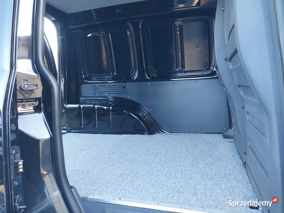 VW Caddy Van 12 Benzyna Niski Przebieg Salon zarejestrowany w Polsce