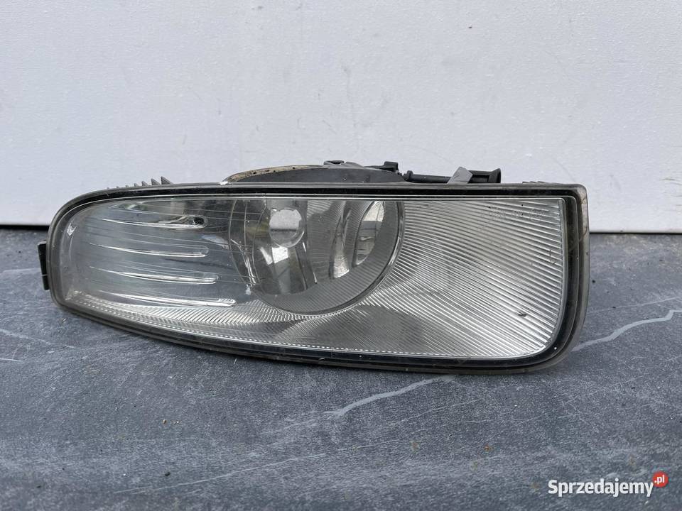 SKODA SUPERB 2 PRAWY HALOGEN Ostroróg