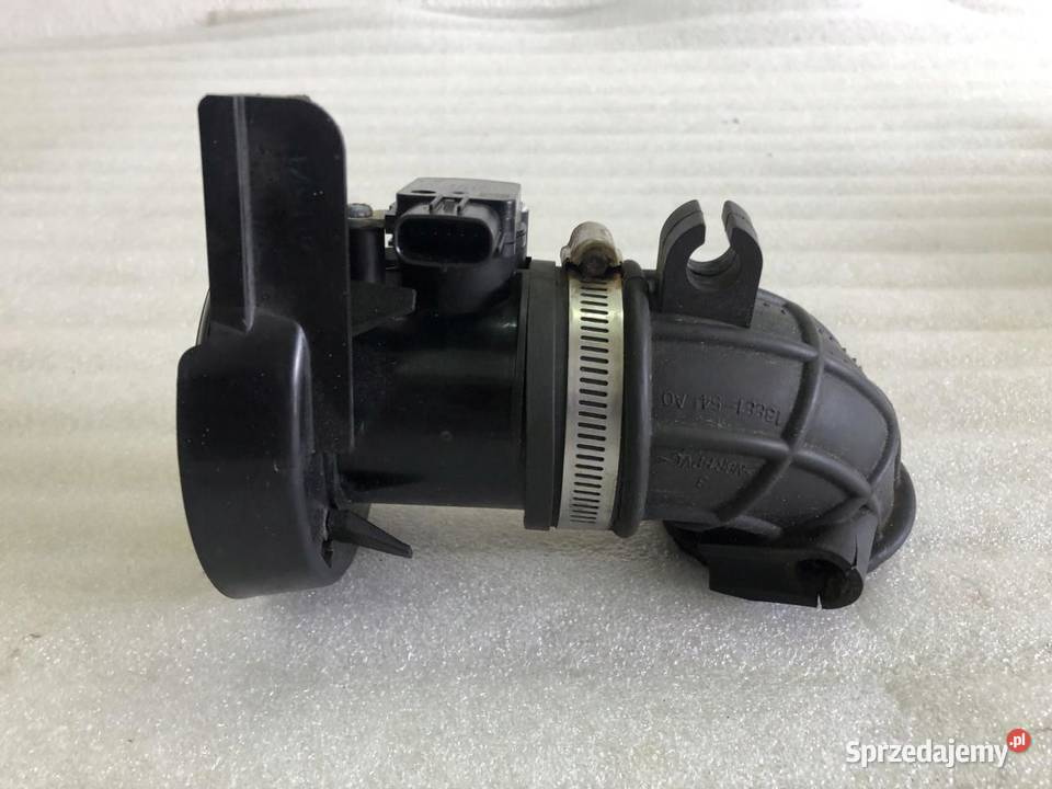 PRZEWÓD RURA POWIETRZA 1388154LA0 SUZUKI SX4 16B