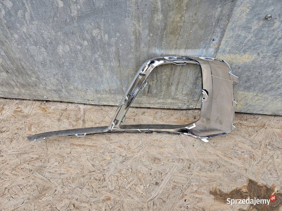 AUDI A8 D5 LIFT LISTWA PRAWA RAMKA PRZÓD wielkopolskie Międzychód