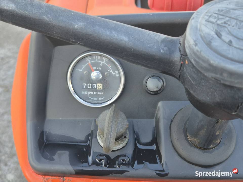 Traktorek traktor YANMAR YM1401S 14 24 Napęd 2x4 Małuszyn