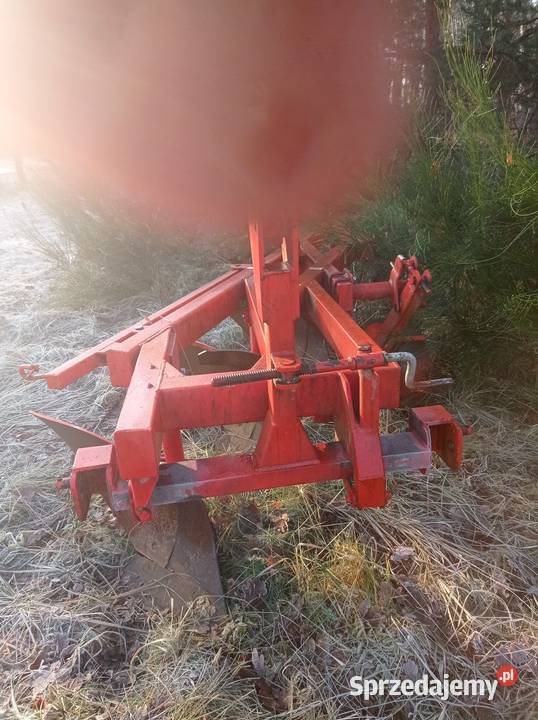 Sprzedam pług czteroskibowy w stanie Tarnogród