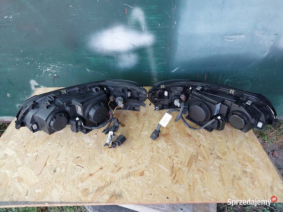 Lampy Xenon Volvo S60R V70R Wąwolnica