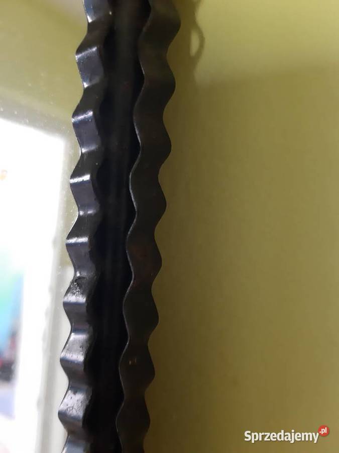 Lustro w metalowej oprawie 71x31 Ciechocinek