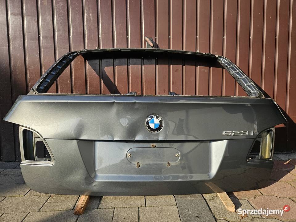 BMW Serii 5 E61 Touring klapa bagażnika