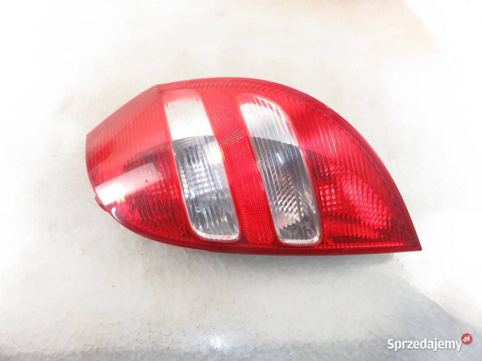LAMPA PRAWA TYLNA MERCEDES A W169 A1698200464R Lampy tylne małopolskie