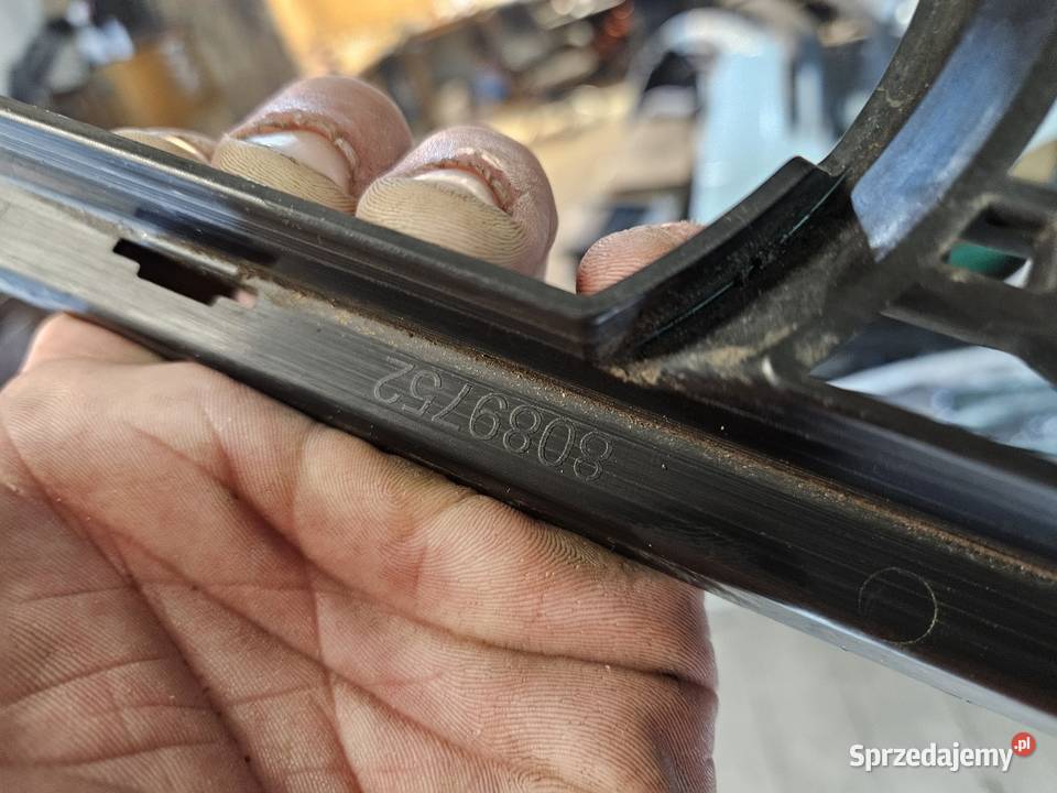 BMW X3 G01 MPAKIET KRATKA ŚRODKOWA ZDERZAKA Międzychód