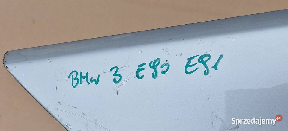 BMW 3 E90 E91BŁOTNIK PRAWY PRZÓD części blacharskie sprzedam
