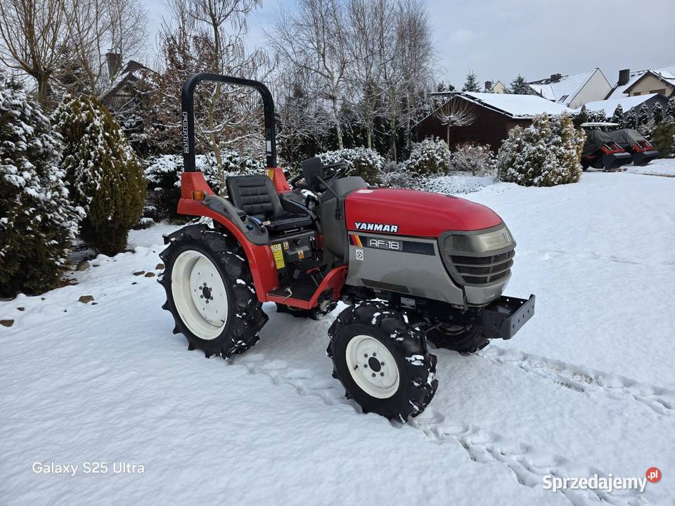 Traktorek Yanmar AF18 18 4x4 Wspomaganie Góra