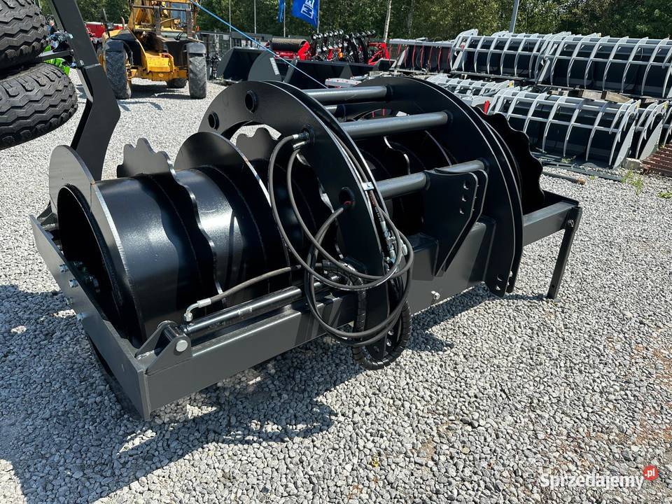 Wał Pryzmowy MetalTechnik z dociskiem bocznym Wały Zambrów sprzedam