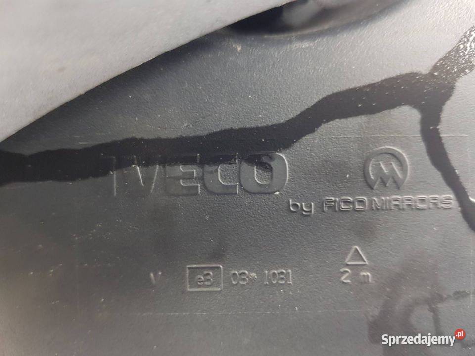 LUSTERKO LEWE IVECO STRALIS AS440T Lipno