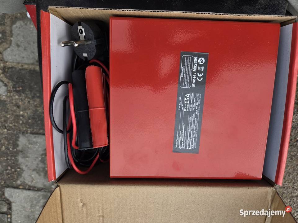 Nowy prostownik 12V
