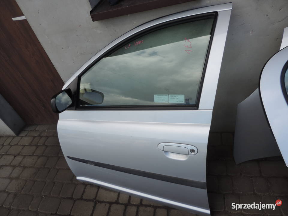 TOYOTA YARIS I 5D FL DRZWI LEWE LEWY PRZÓD 1E7 Nowy Sącz