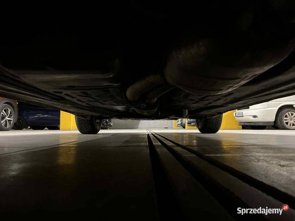 Mercedes 190e w201 190 Podnieśno