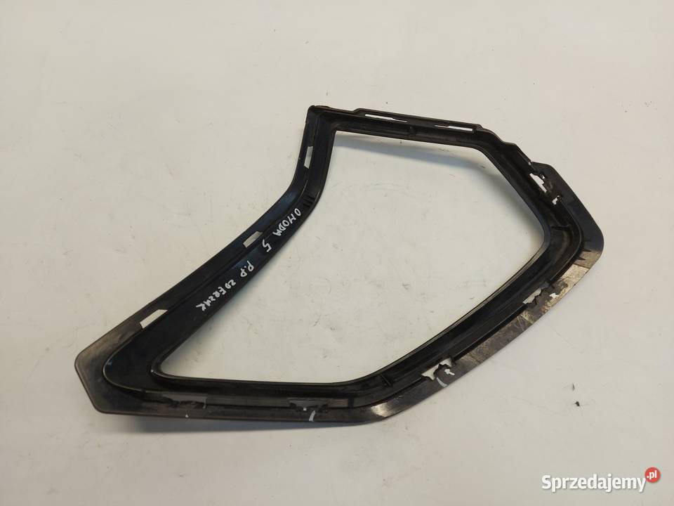 Chery Omoda 5 2024r ramka zderzaka prawa przód