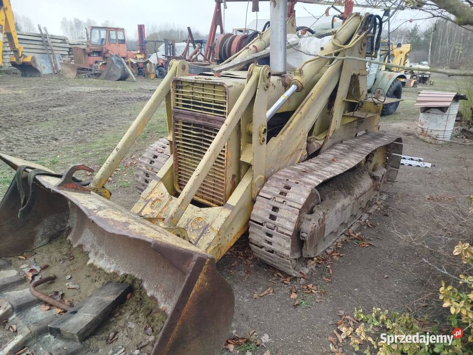 Spycharka gąsienicowa Massey Ferguson Maszyny budowlane