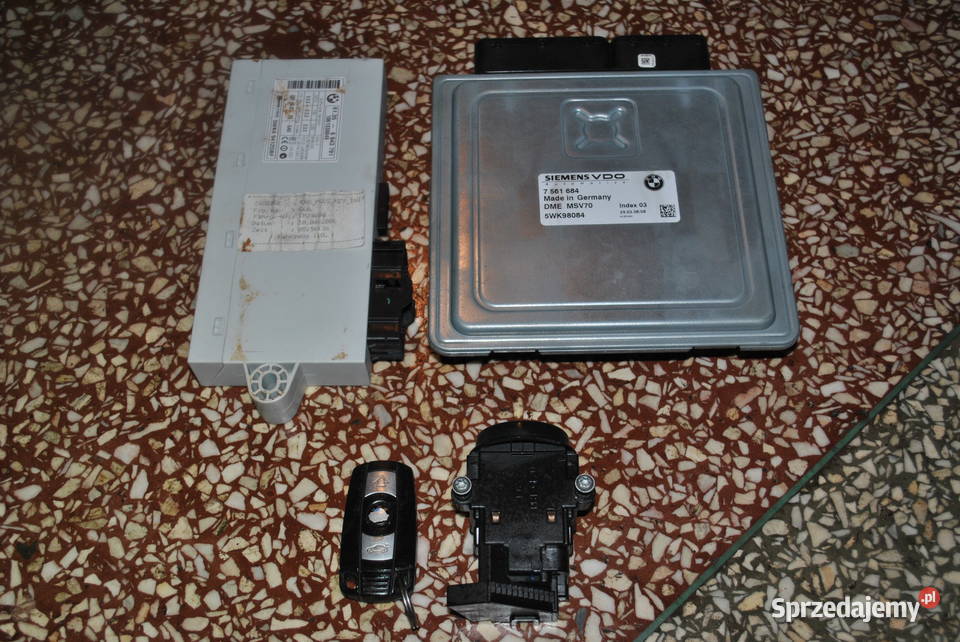 Zestaw startowy BMW E60 E61 CAS STEROWNIK GŁÓWNY Poręba sprzedam